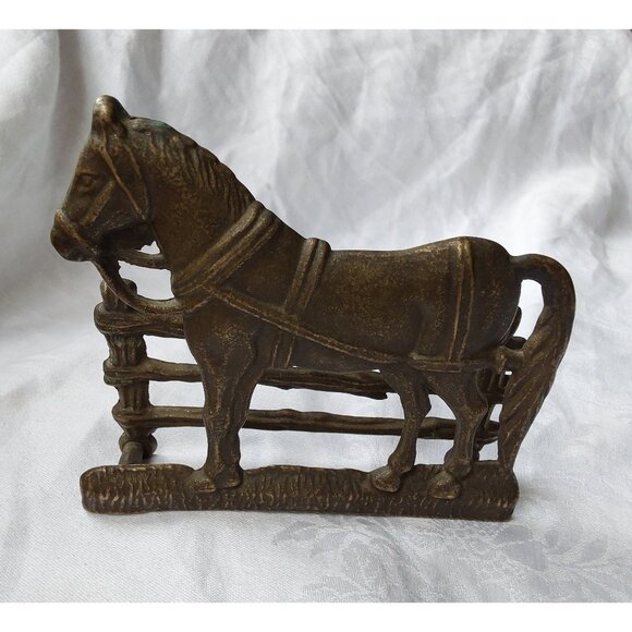 Vintage aged brass horse and fence letter holder figurine rack - Picture 2 of 6